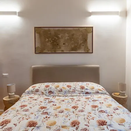 Vatican Suite: Steps To St. Peter By Viva Domus * Roma