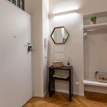 Vatican Suite: Steps To St. Peter By Viva Domus * Roma